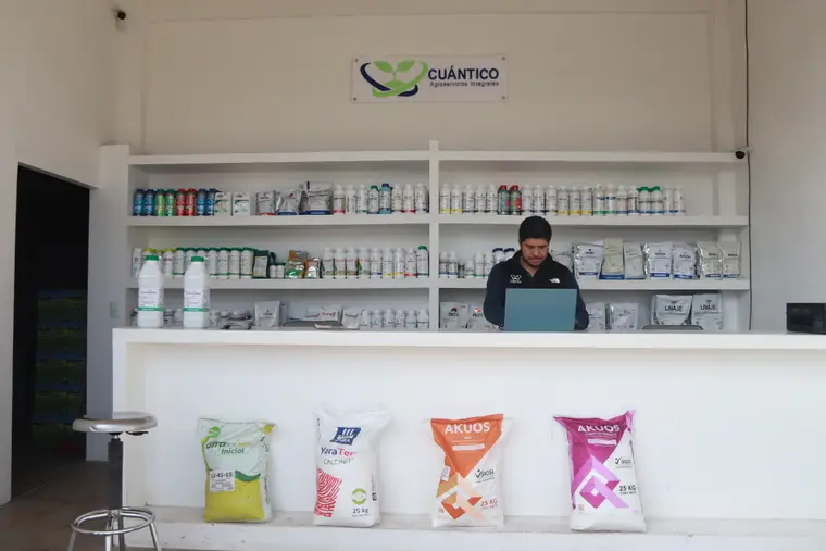 Instalaciones de Cuántico Agroservicios